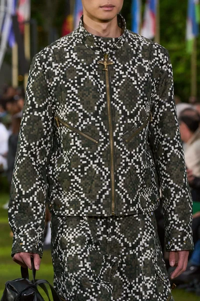 Look 192